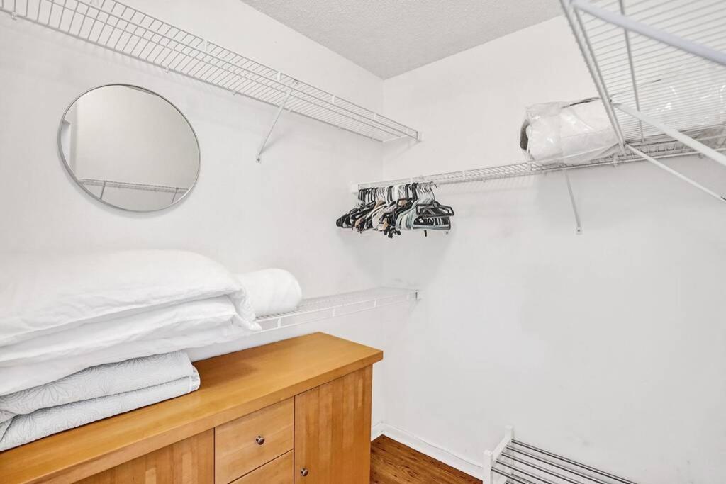 Renovated Cozy The Yacht Club At Aventura Parking Included * Miami