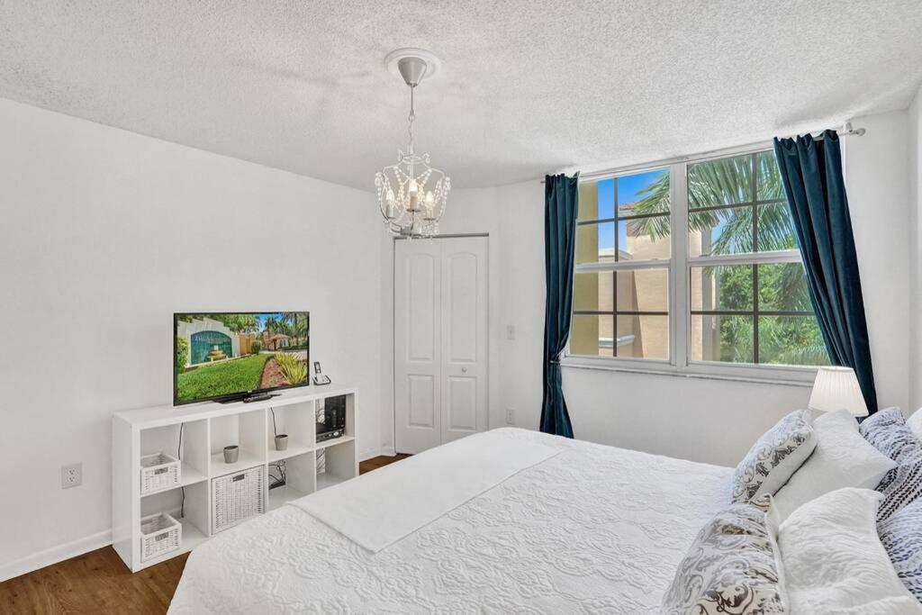 Renovated Cozy The Yacht Club At Aventura Parking Included Appartement