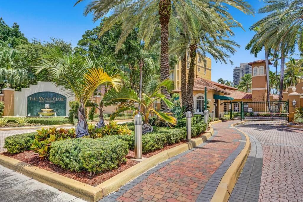 Appartement Renovated Cozy The Yacht Club At Aventura Parking Included Miami