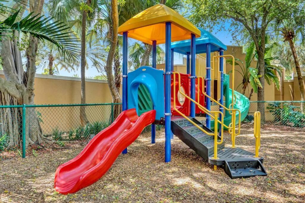 Renovated Cozy The Yacht Club At Aventura Parking Included Appartement Miami